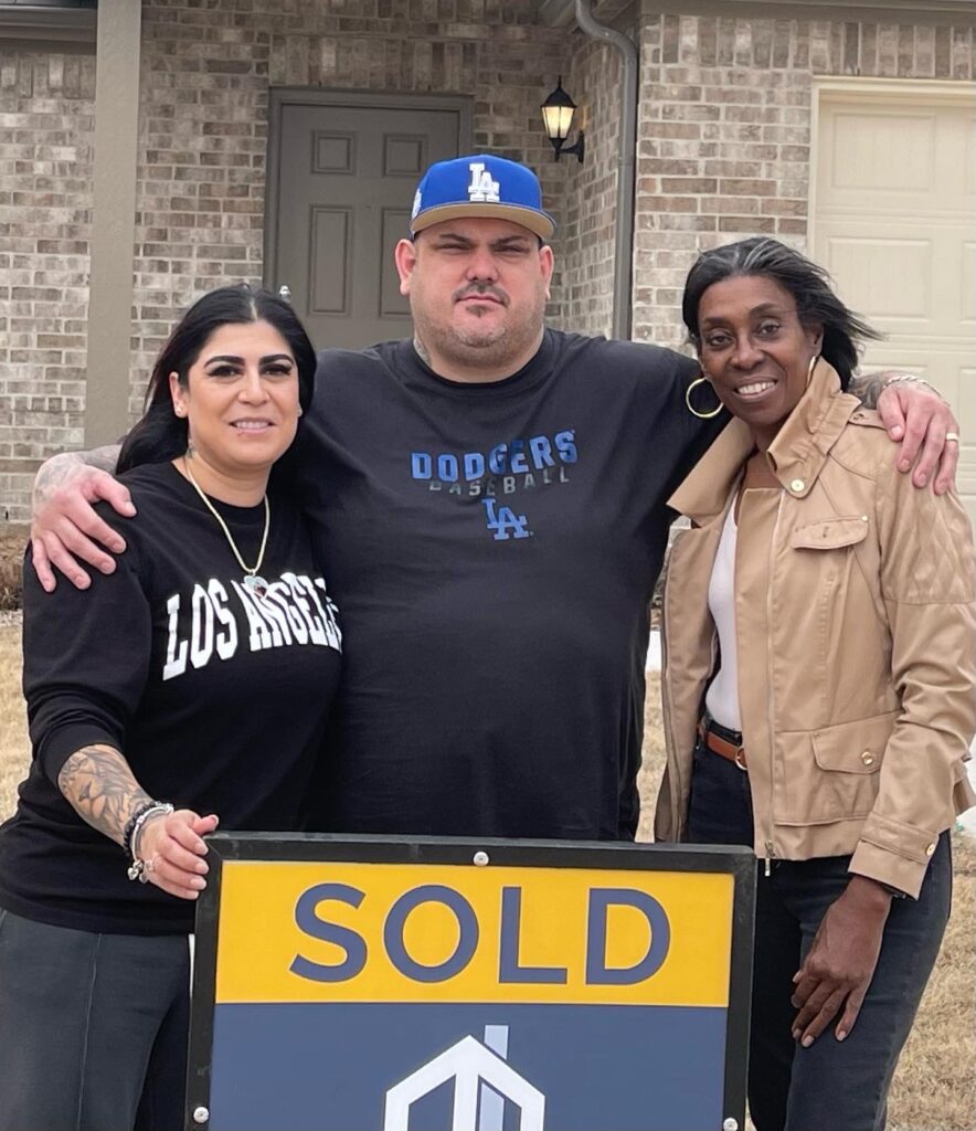 FB3F094D-908C-414E-8774-1D39490DC51A